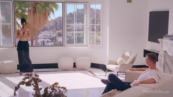 Худенькая красавица Кама (Kama Oxi)  умело трахается