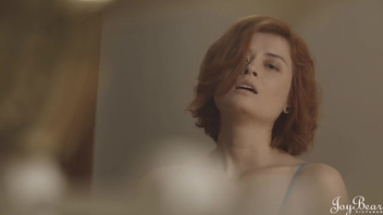 Черный  огромный конец чпокнул  красотку