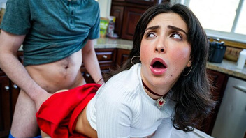 Большим концом на ротик и по пилотке