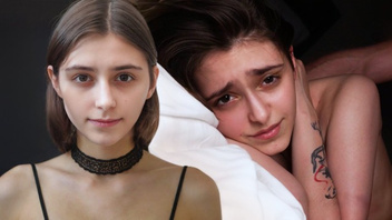 Худая молодая  любовница в сексе