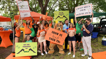 Красотки хоят сосать и ебаться