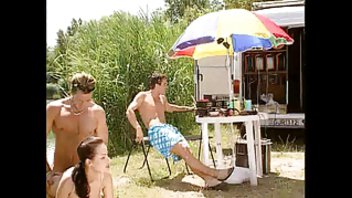 Радио страстного секса на свежем воздухе