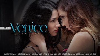 Две лесби девки ебуться