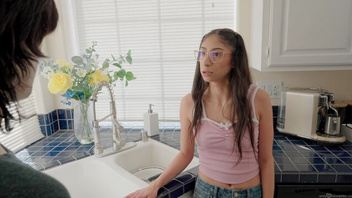 Тощую телочку на ротик