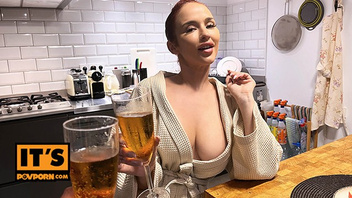 Отсос от сучки, отличный минет