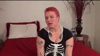 Жирная мамаша в ебле