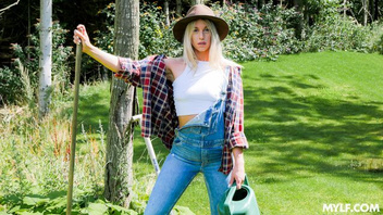 На свежем воздухе отодрал красивую самку