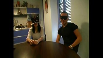 Секс итальянской пары в масках