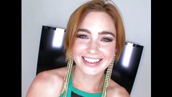 Джоди Тейлор сосет и глотает кончину