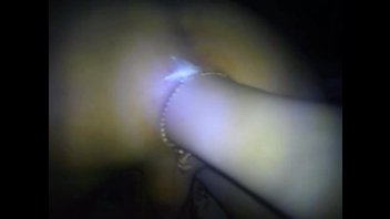 трахнула мужа рукой в попу