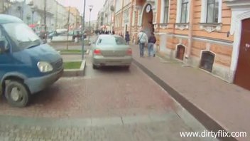 Парень трахнул новую знакомую в ванной комнате