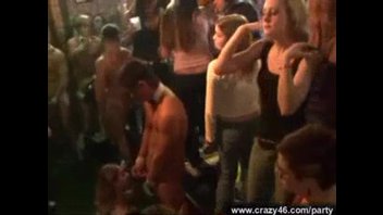 Оргия на пати в клубе