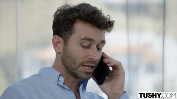 Первый анальный секс красивой молодой пары