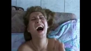 Пока мамка на работе-1