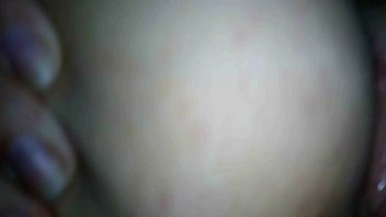 Взял сзади пока лежала на животике